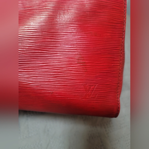 Louis Vuitton Keep All Red Epi 50 - Picture 10 of 12